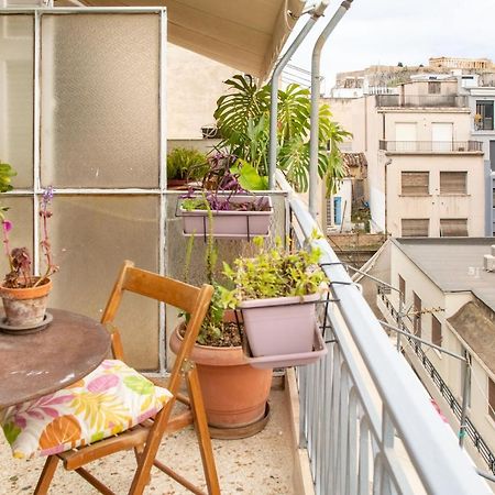 Mosaics Central Studio Apartm With Acropolis View Atenas Exterior foto