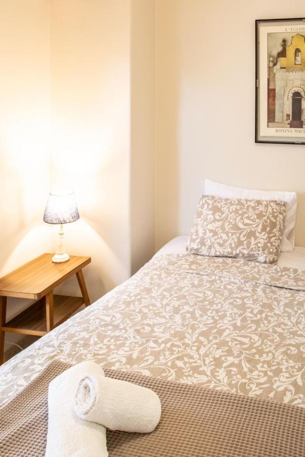 Mosaics Central Studio Apartm With Acropolis View Atenas Exterior foto