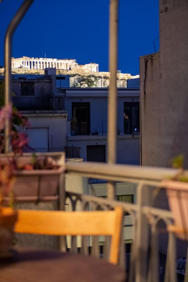 Mosaics Central Studio Apartm With Acropolis View Atenas Exterior foto