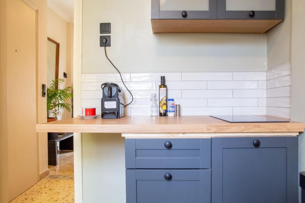 Mosaics Central Studio Apartm With Acropolis View Atenas Exterior foto